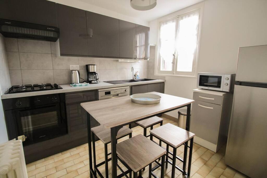 Joli T3 Renove / Wifi / Grand Parking Apartment La Couronne  Bagian luar foto